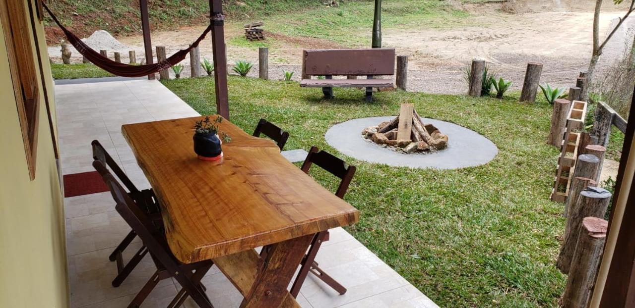 Cabana Da Montanha - Sitio Pasangas Santo Antonio do Pinhal Bagian luar foto