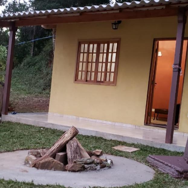 Cabana Da Montanha - Sitio Pasangas Santo Antonio do Pinhal Bagian luar foto