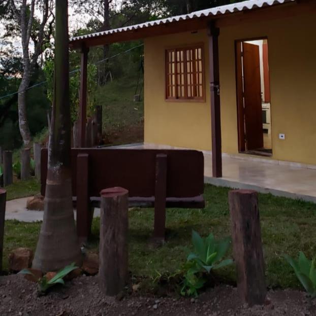 Cabana Da Montanha - Sitio Pasangas Santo Antonio do Pinhal Bagian luar foto